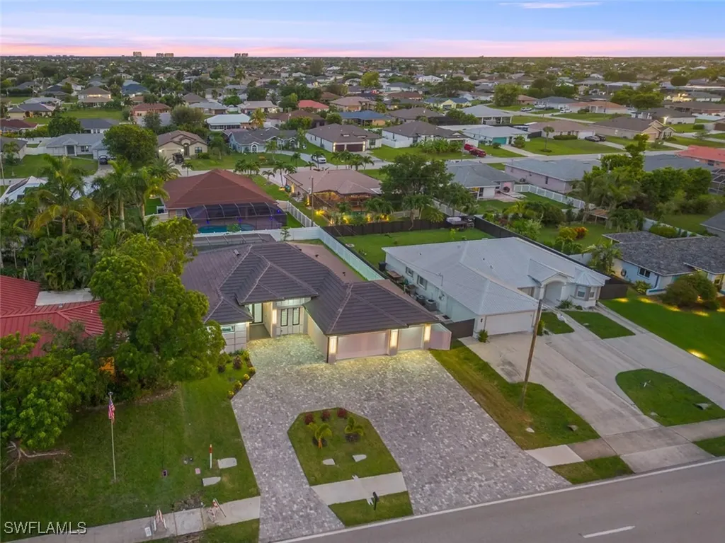 926 Gleason Parkway Cape Coral FL 33914