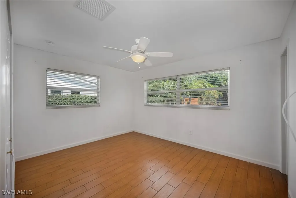 1136 Illinois Drive Naples FL 34103