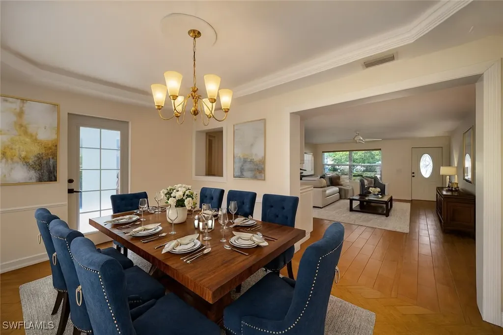 1136 Illinois Drive Naples FL 34103