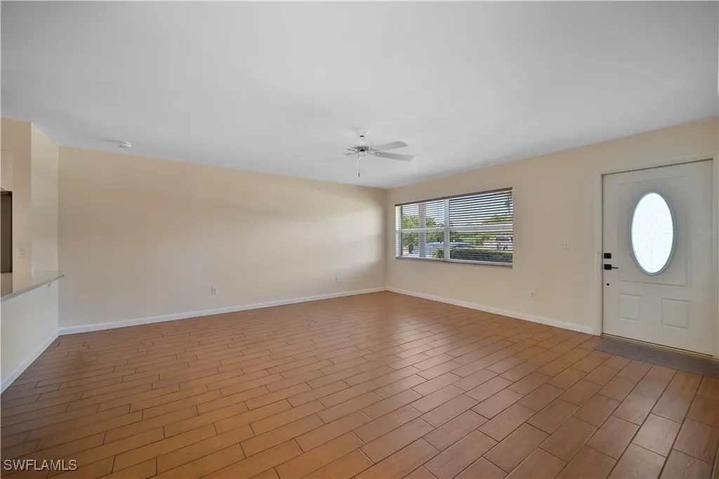 1136 Illinois Drive Naples FL 34103