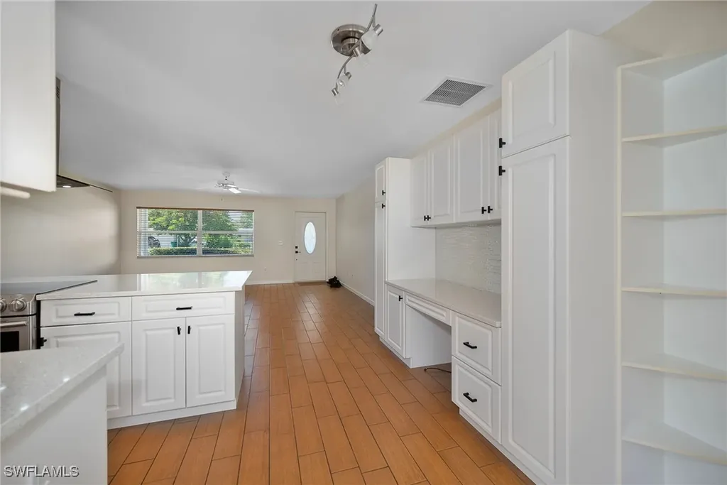 1136 Illinois Drive Naples FL 34103