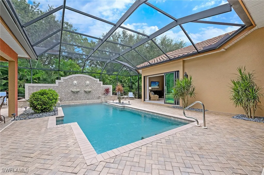 967 Tivoli Drive Naples FL 34104