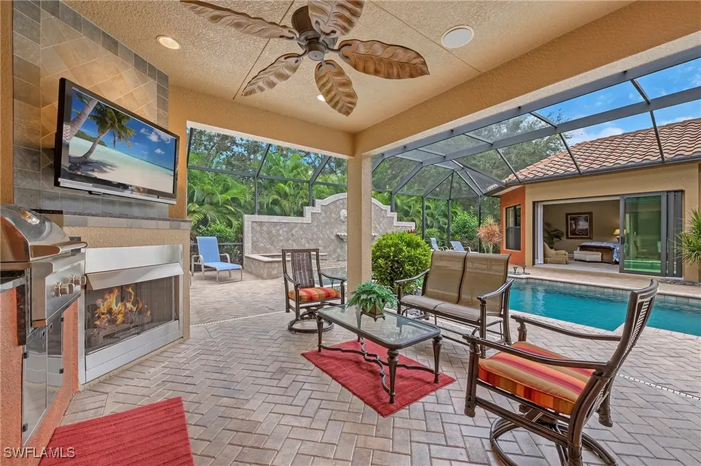 967 Tivoli Drive Naples FL 34104
