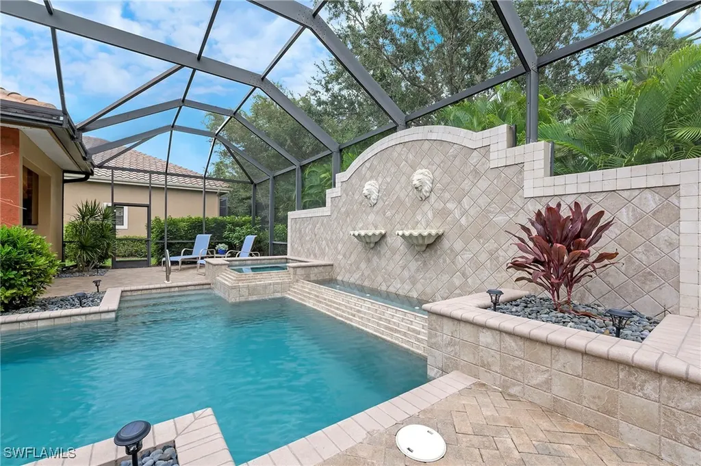 967 Tivoli Drive Naples FL 34104
