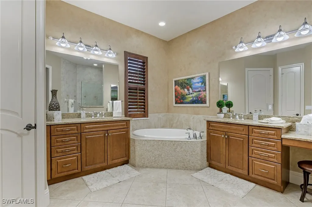 967 Tivoli Drive Naples FL 34104