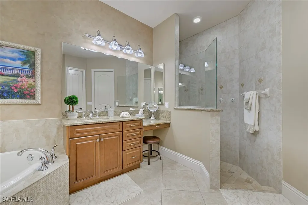967 Tivoli Drive Naples FL 34104
