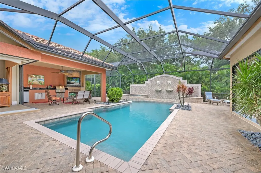 967 Tivoli Drive Naples FL 34104