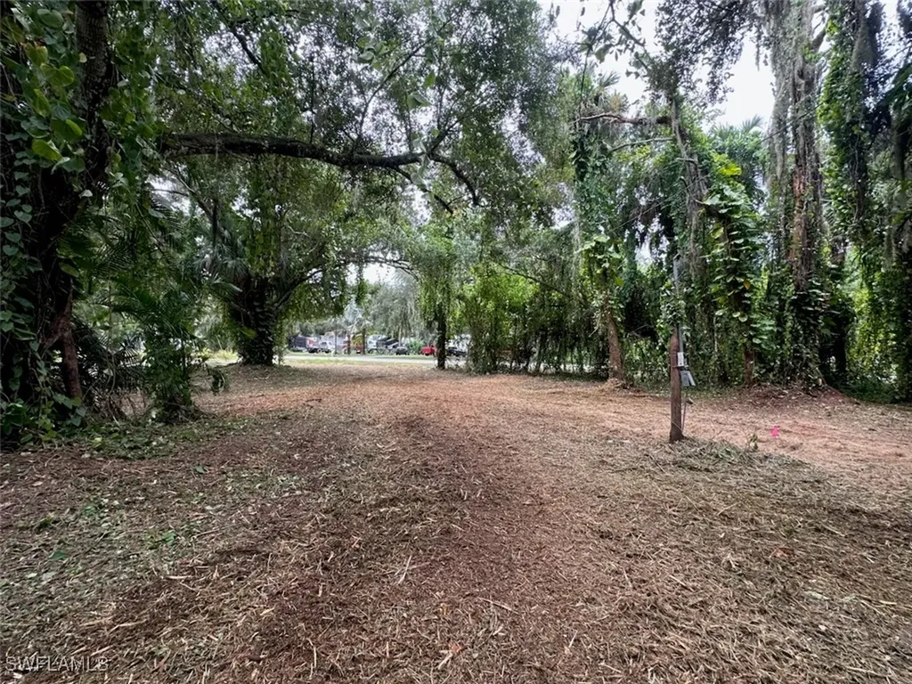 4910 N Miraham Drive Immokalee FL 34142