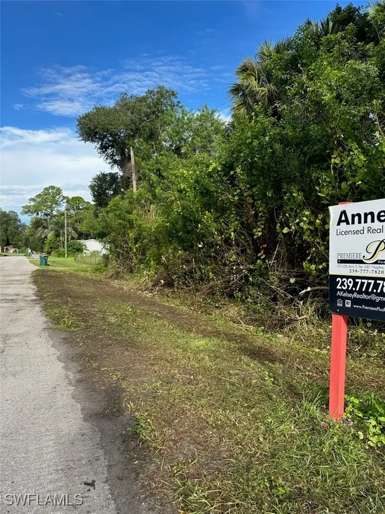 4910 N Miraham Drive Immokalee FL 34142