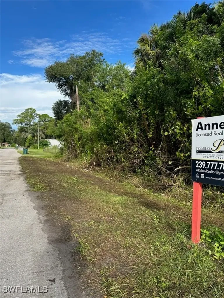 4910 N Miraham Drive Immokalee FL 34142