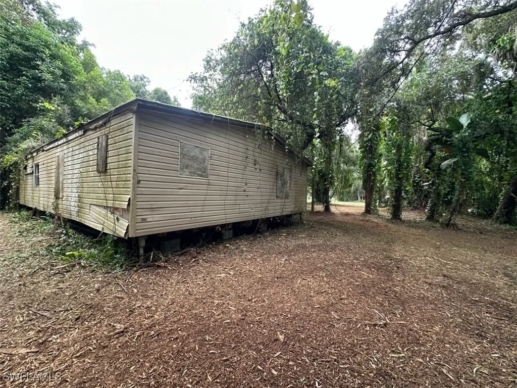 4910 N Miraham Drive Immokalee FL 34142