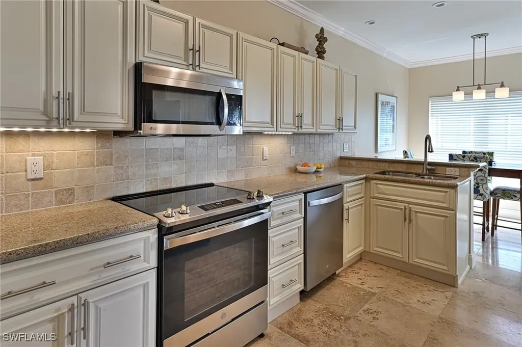 175 Barefoot Circle Bonita Springs FL 34134