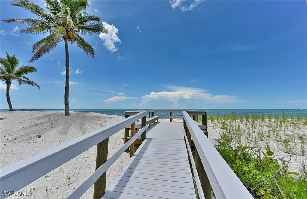 175 Barefoot Circle Bonita Springs FL 34134