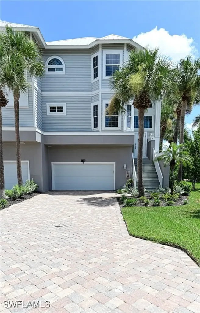 175 Barefoot Circle Bonita Springs FL 34134