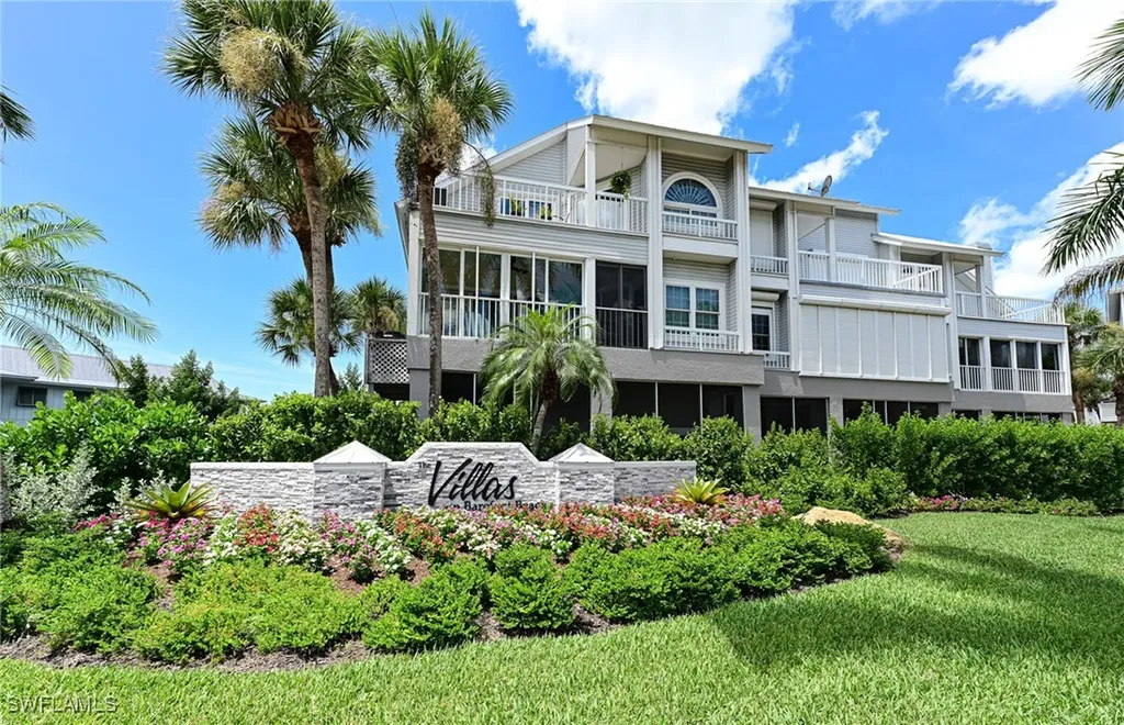 175 Barefoot Circle Bonita Springs FL 34134