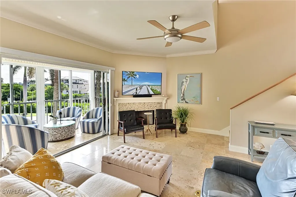 175 Barefoot Circle Bonita Springs FL 34134