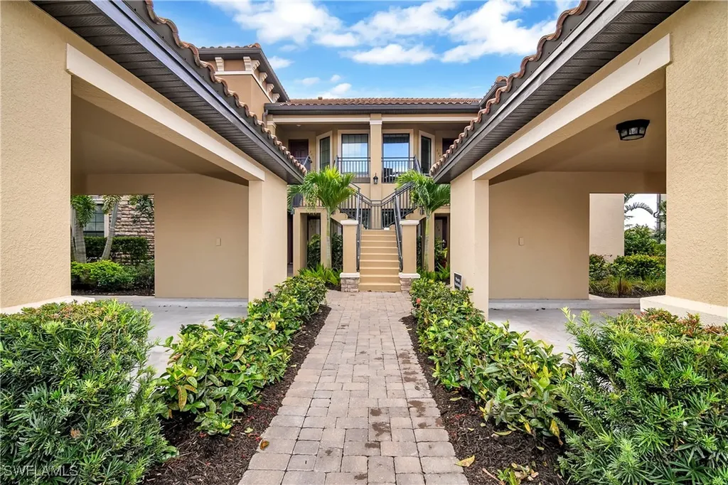 9440 Benvenuto Court Naples FL 34119