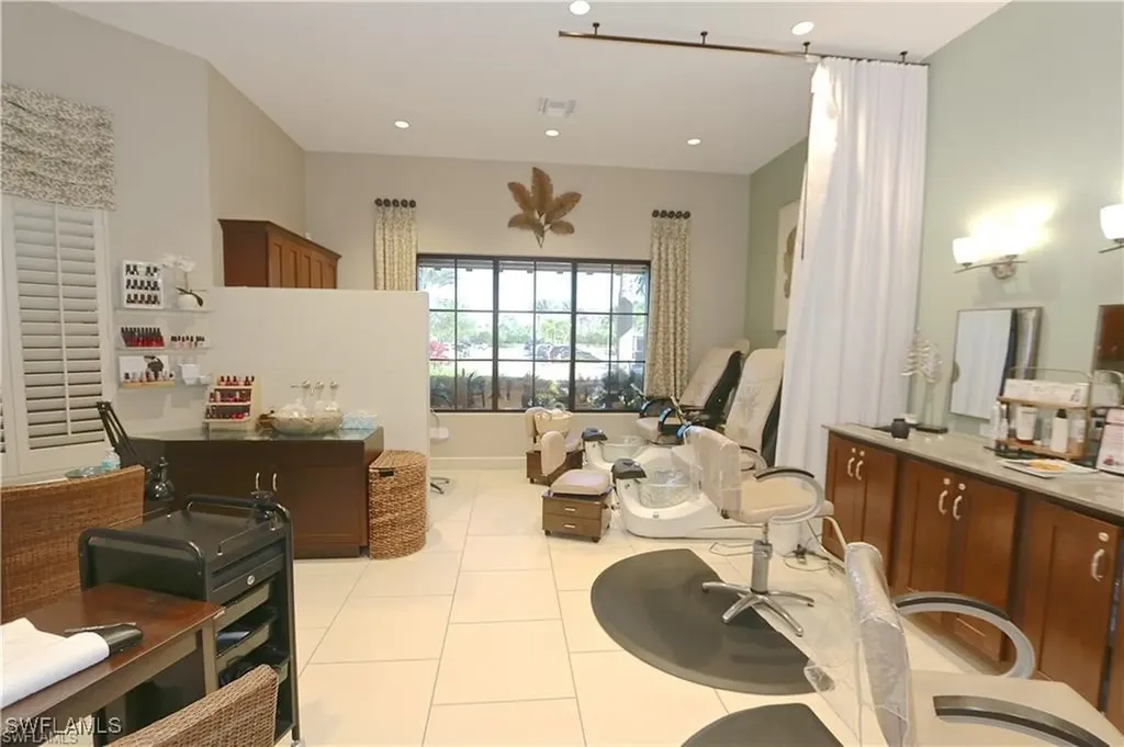 9440 Benvenuto Court Naples FL 34119