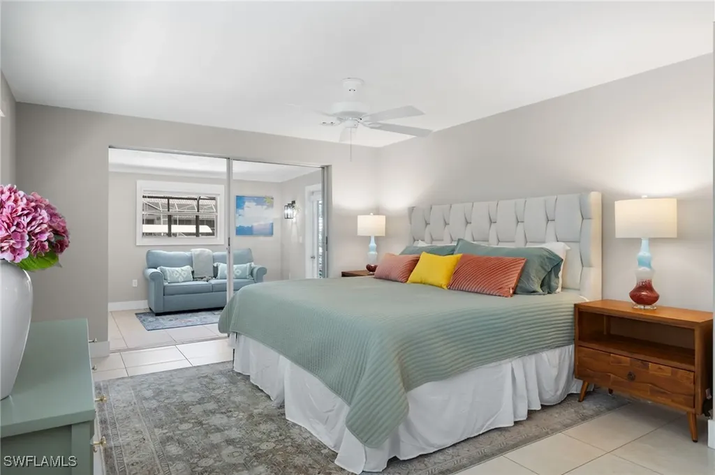 482 Tradewinds Avenue Naples FL 34108
