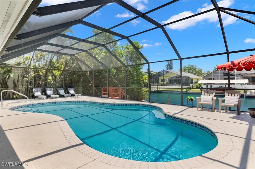 482 Tradewinds Avenue Naples FL 34108