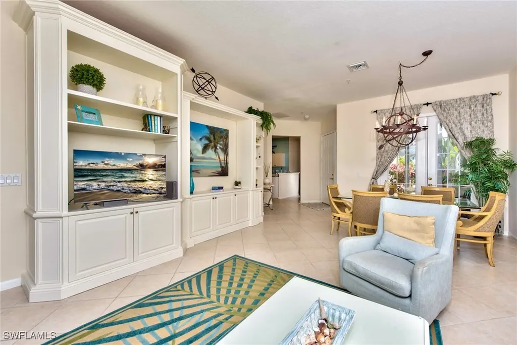 4529 Cardinal Cove Lane Naples FL 34114
