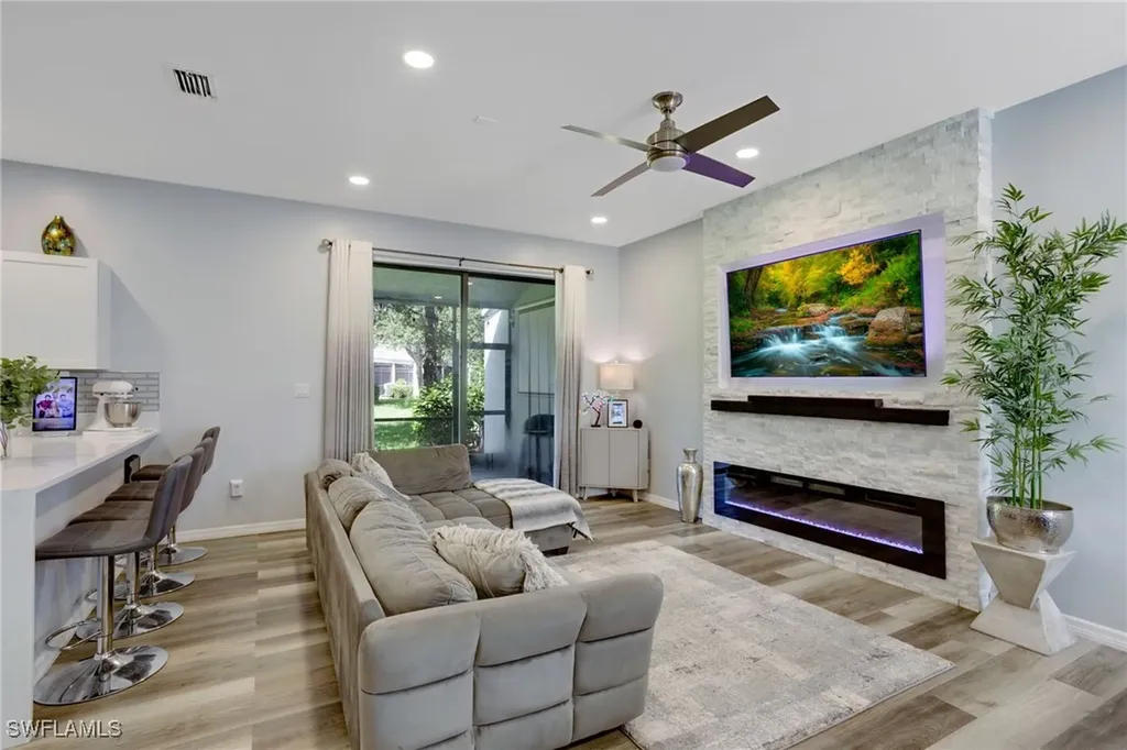 Naples FL, 15659 Summit Place Circle