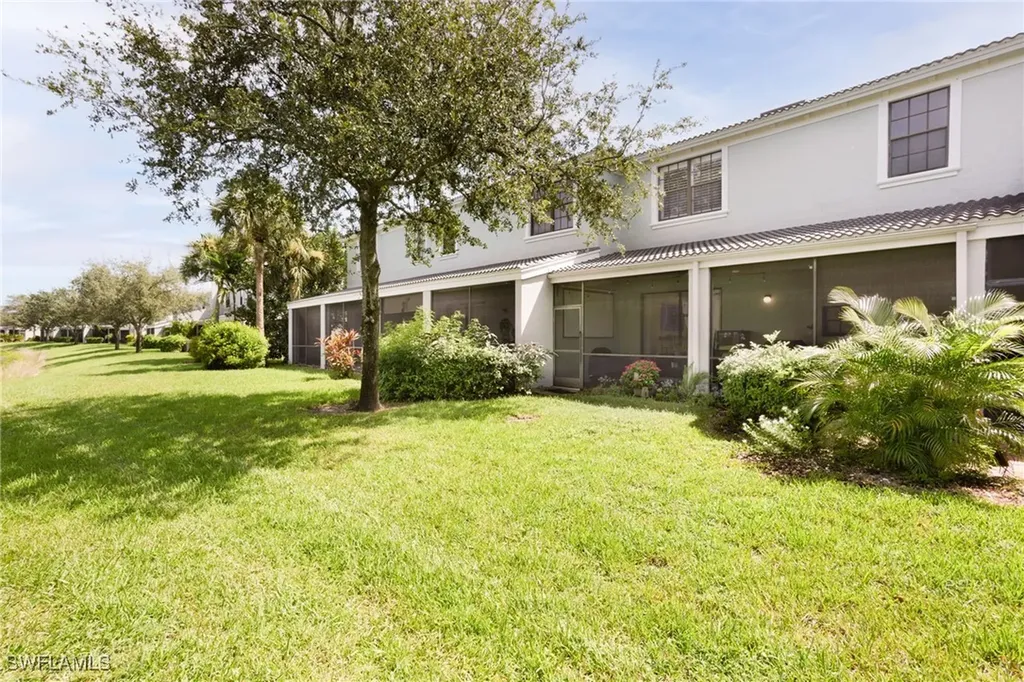 15659 Summit Place Circle Naples FL 34119