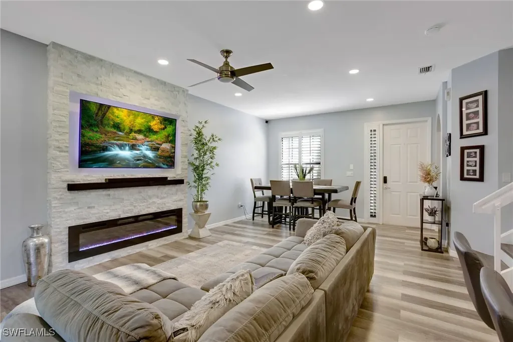 15659 Summit Place Circle Naples FL 34119