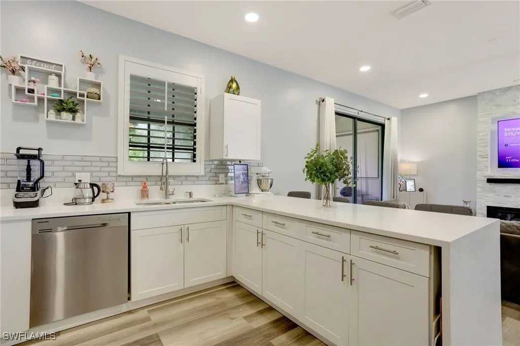 15659 Summit Place Circle Naples FL 34119