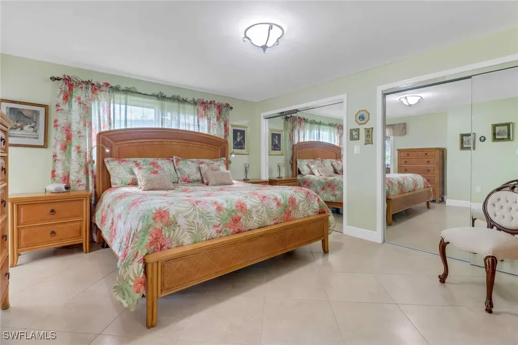 5595 Rattlesnake Hammock Road Naples FL 34113