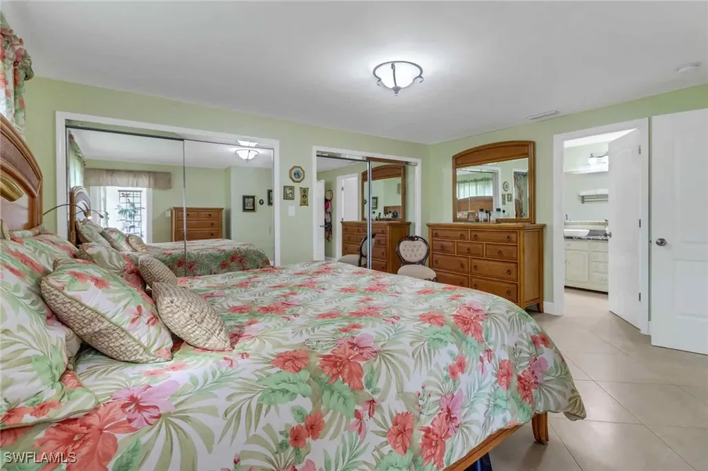 5595 Rattlesnake Hammock Road Naples FL 34113