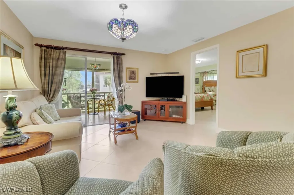 5595 Rattlesnake Hammock Road Naples FL 34113