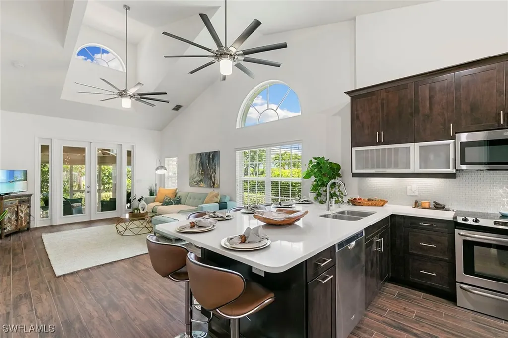 1733 San Bernadino Way Naples FL 34109