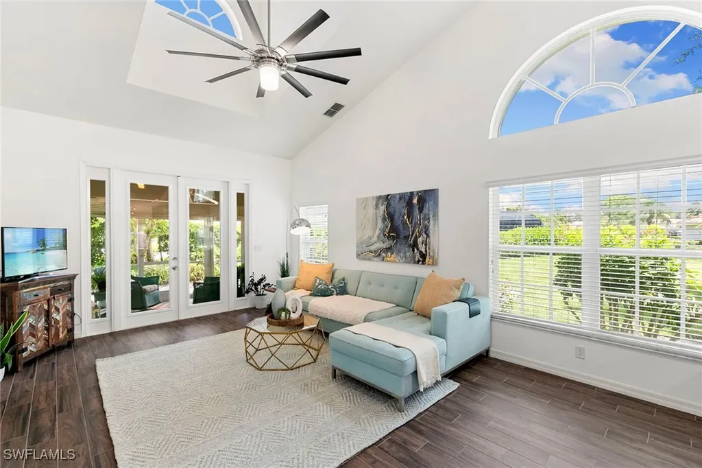 1733 San Bernadino Way Naples FL 34109