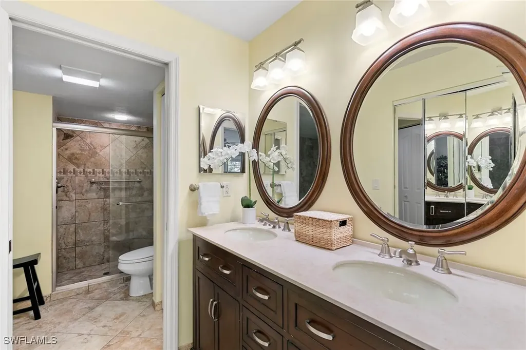 1733 San Bernadino Way Naples FL 34109