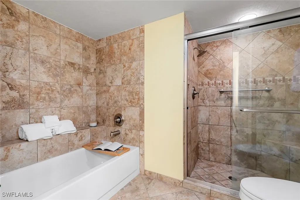 1733 San Bernadino Way Naples FL 34109