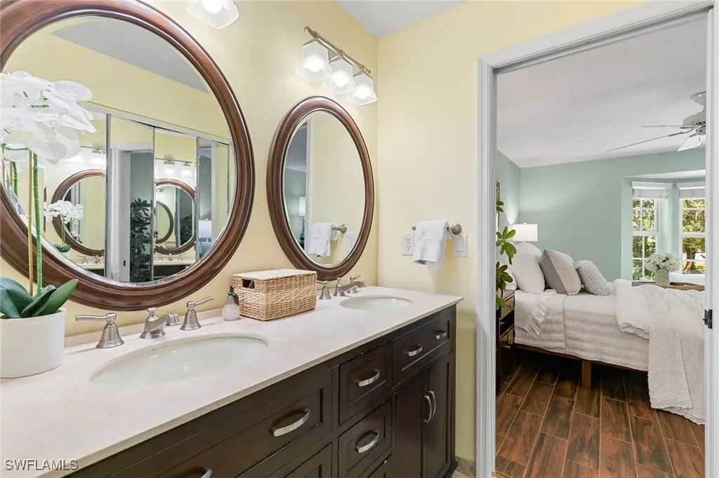 1733 San Bernadino Way Naples FL 34109