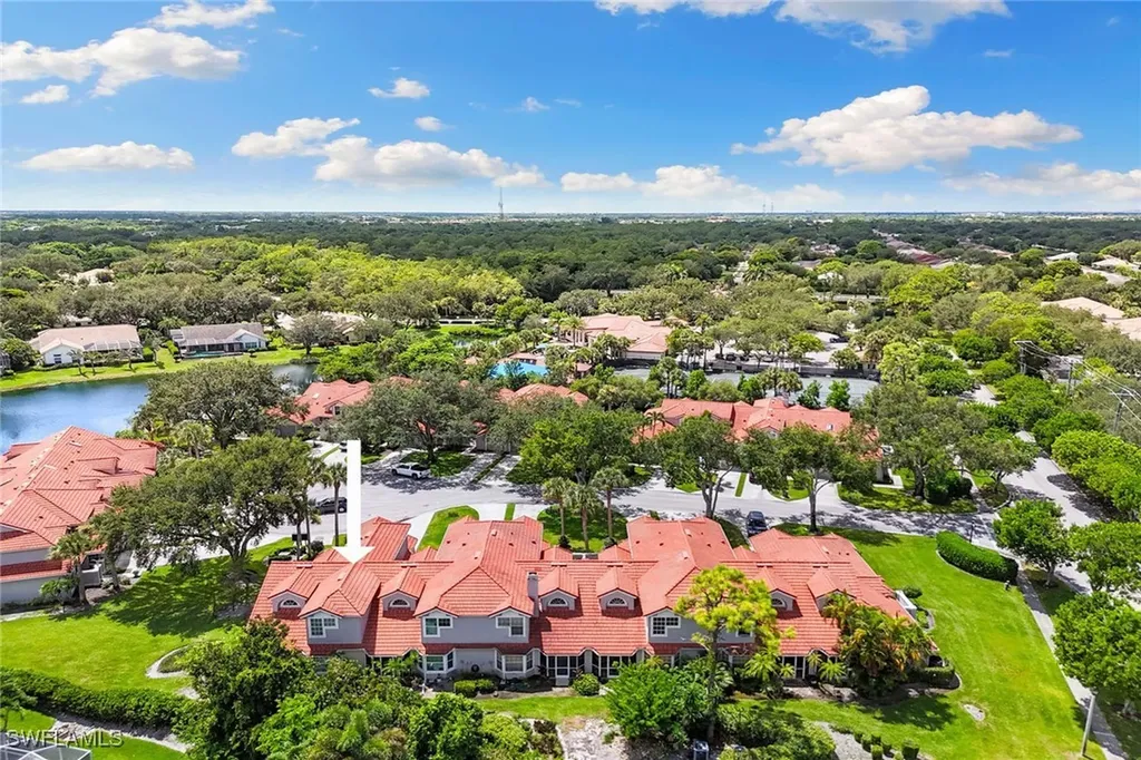 1733 San Bernadino Way Naples FL 34109