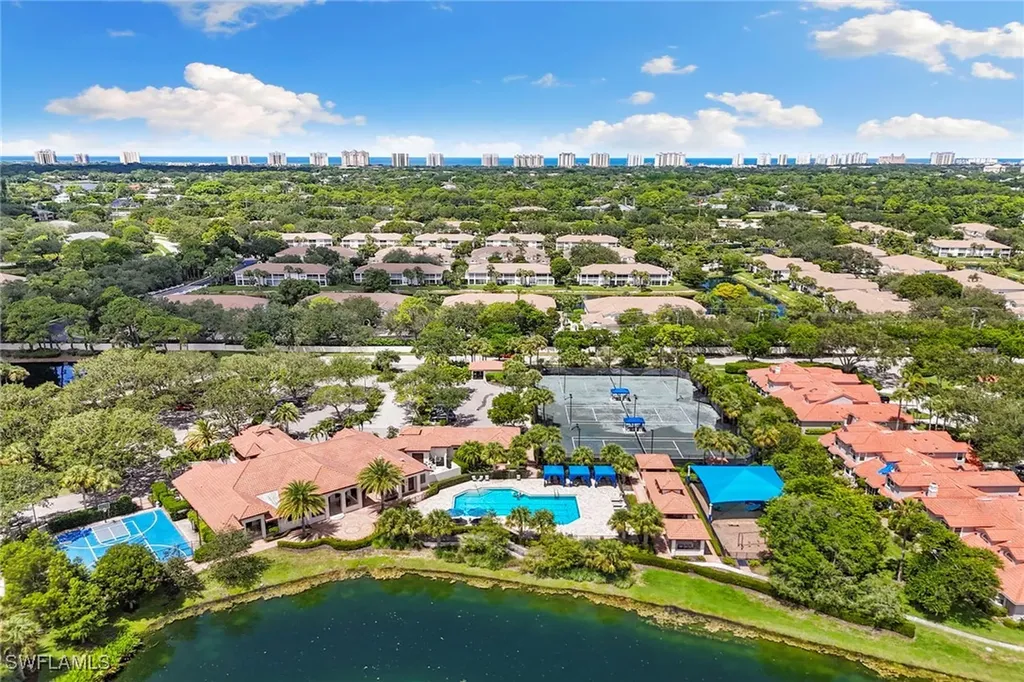 1733 San Bernadino Way Naples FL 34109