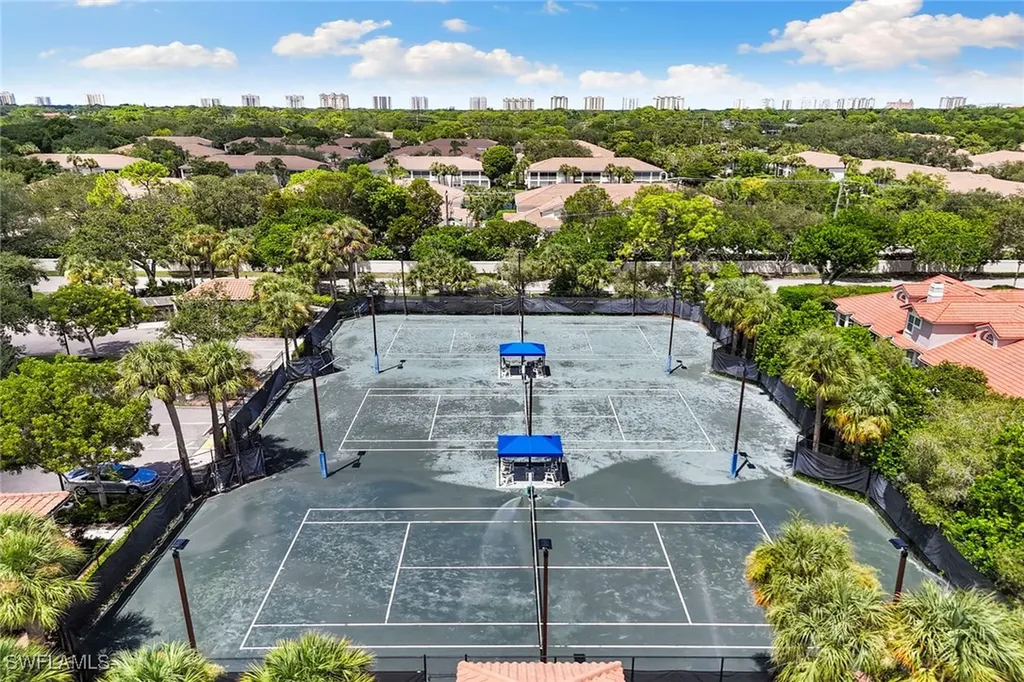 1733 San Bernadino Way Naples FL 34109