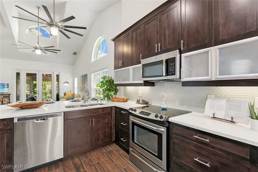 1733 San Bernadino Way Naples FL 34109