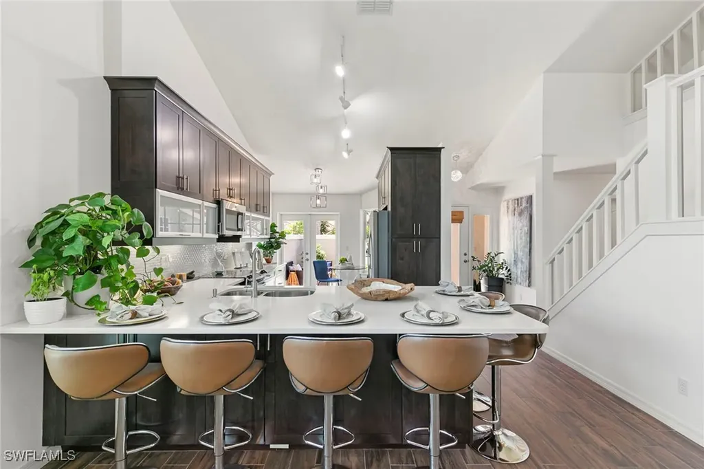 1733 San Bernadino Way Naples FL 34109