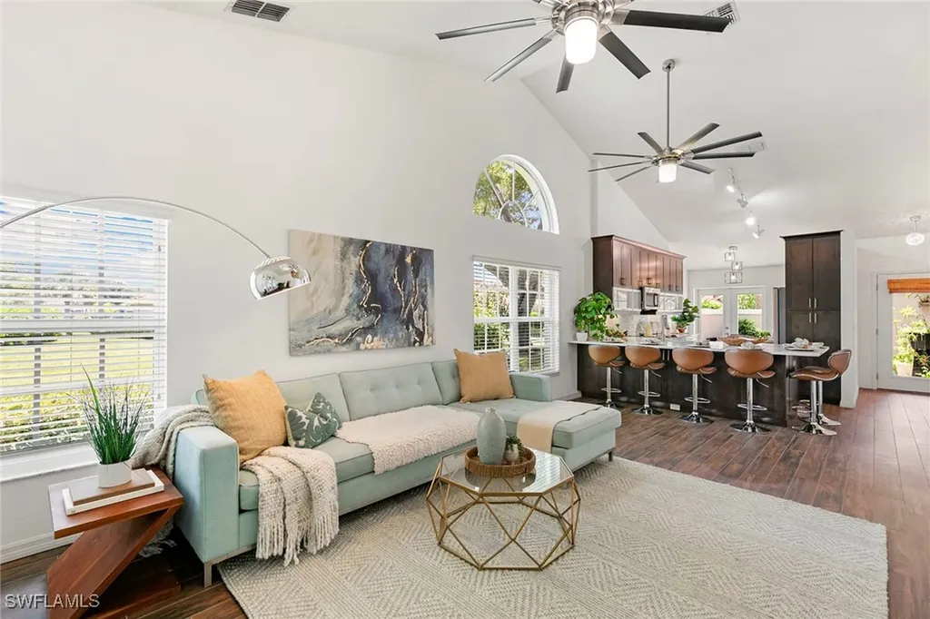 1733 San Bernadino Way Naples FL 34109