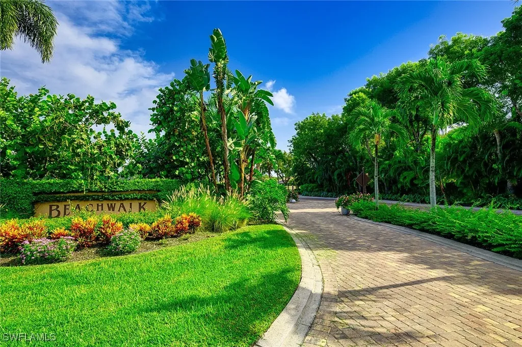 601 Beachwalk Circle Naples FL 34108