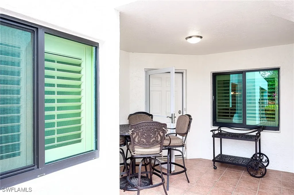 601 Beachwalk Circle Naples FL 34108