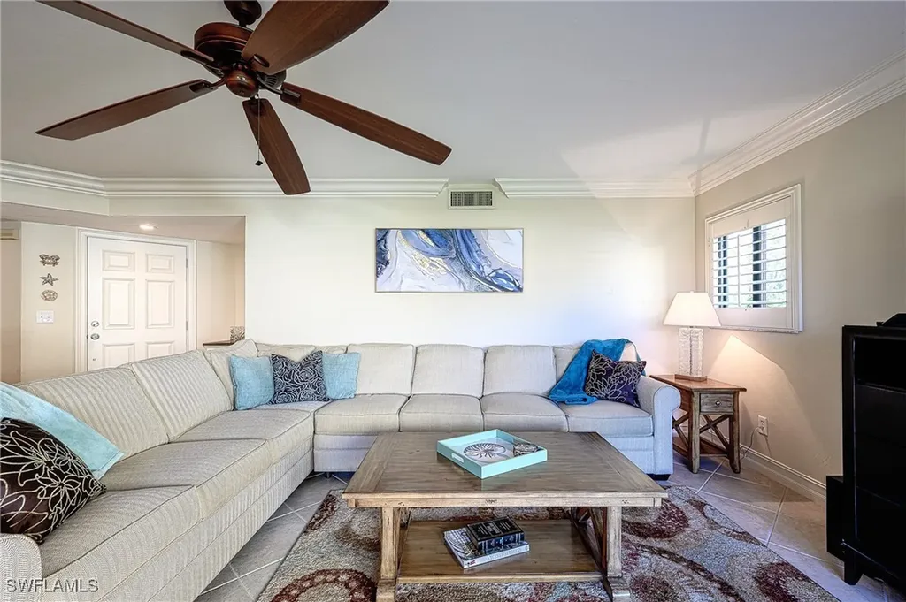 601 Beachwalk Circle Naples FL 34108