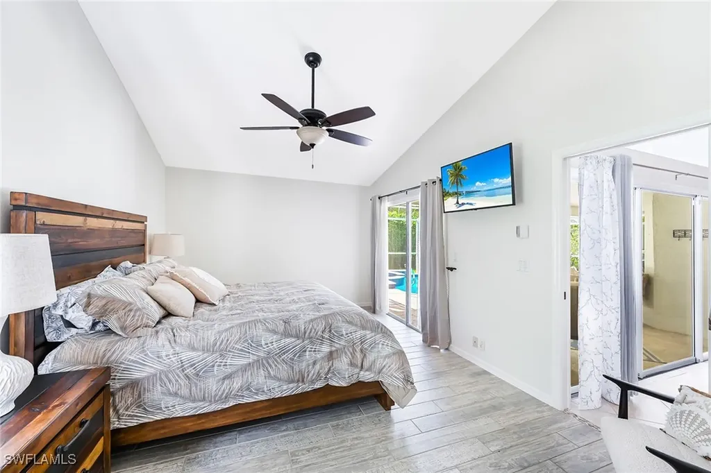 589 Lambton Lane Naples FL 34104