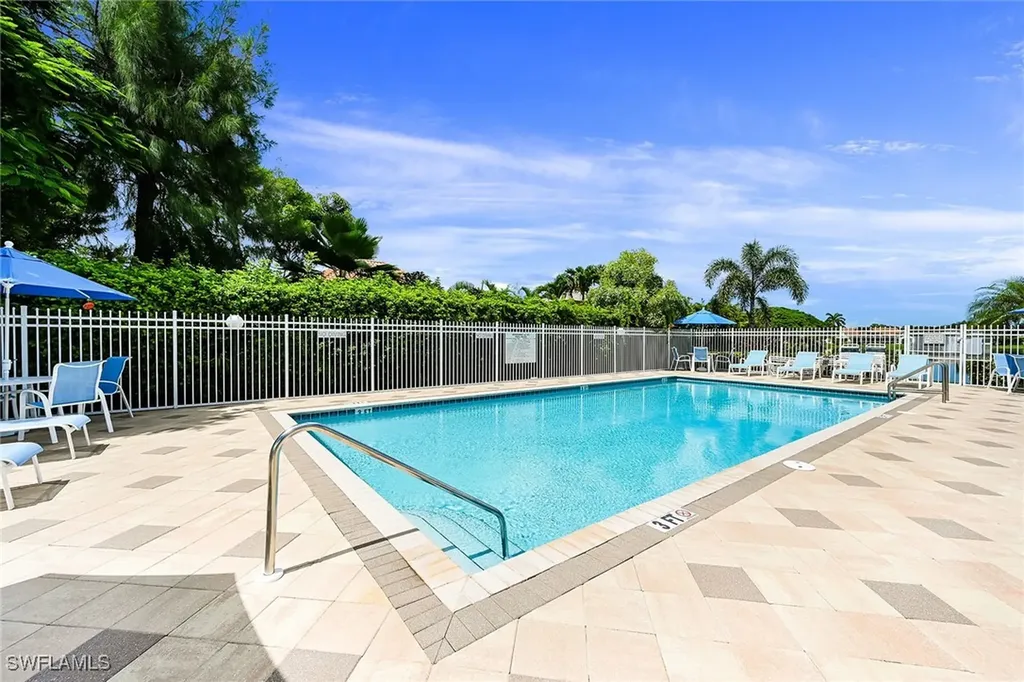 589 Lambton Lane Naples FL 34104