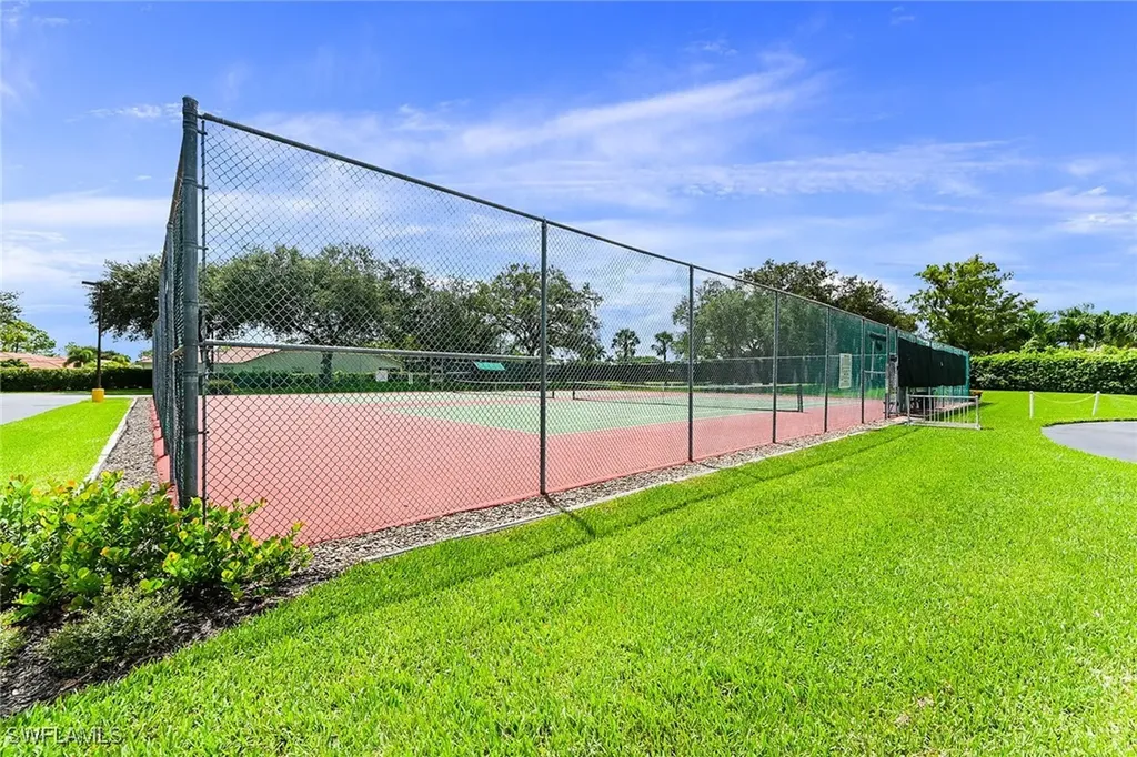 589 Lambton Lane Naples FL 34104