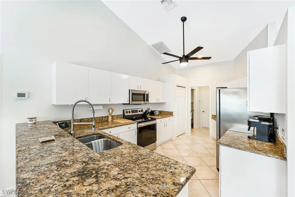 589 Lambton Lane Naples FL 34104